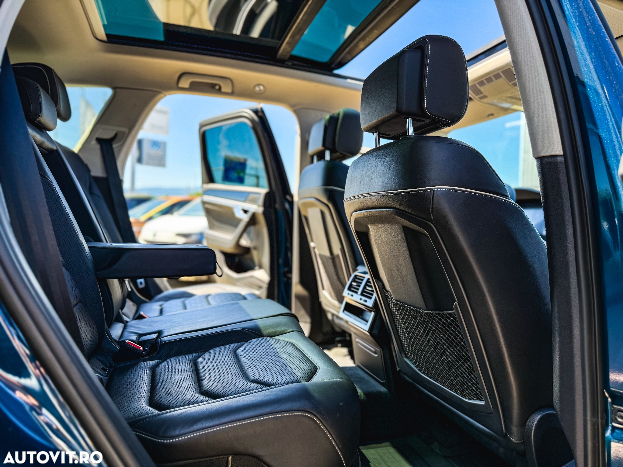 Volkswagen Touareg V6 TDI Elegance - 9