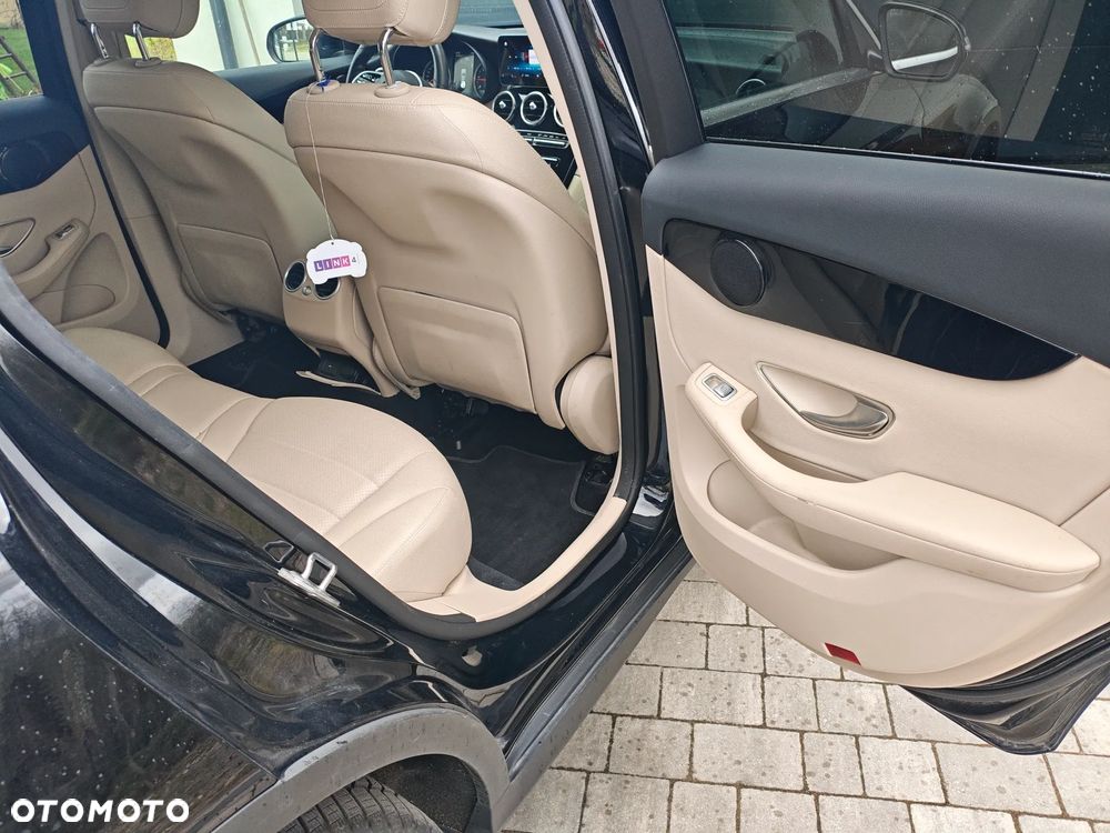 Mercedes-Benz GLC 200 d 4-Matic - 22