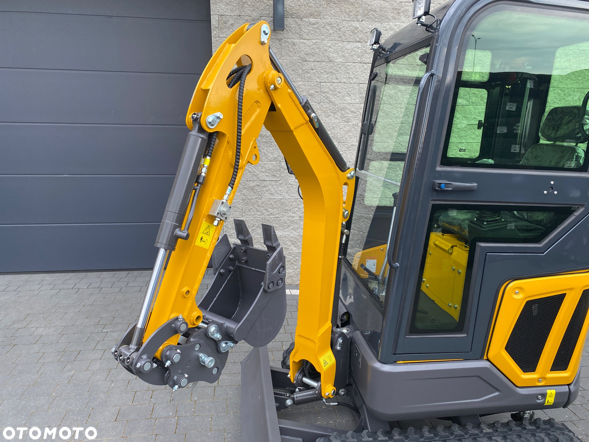 Inny Minikoparka 1.6T | Silnik Kubota | Nowa powystawowa | 4 Łyżki | Ramię skrętne | - 9