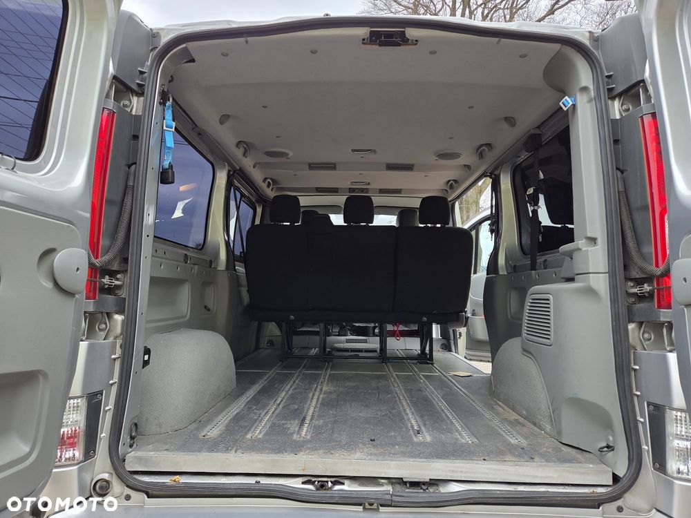 Renault Trafic - 8