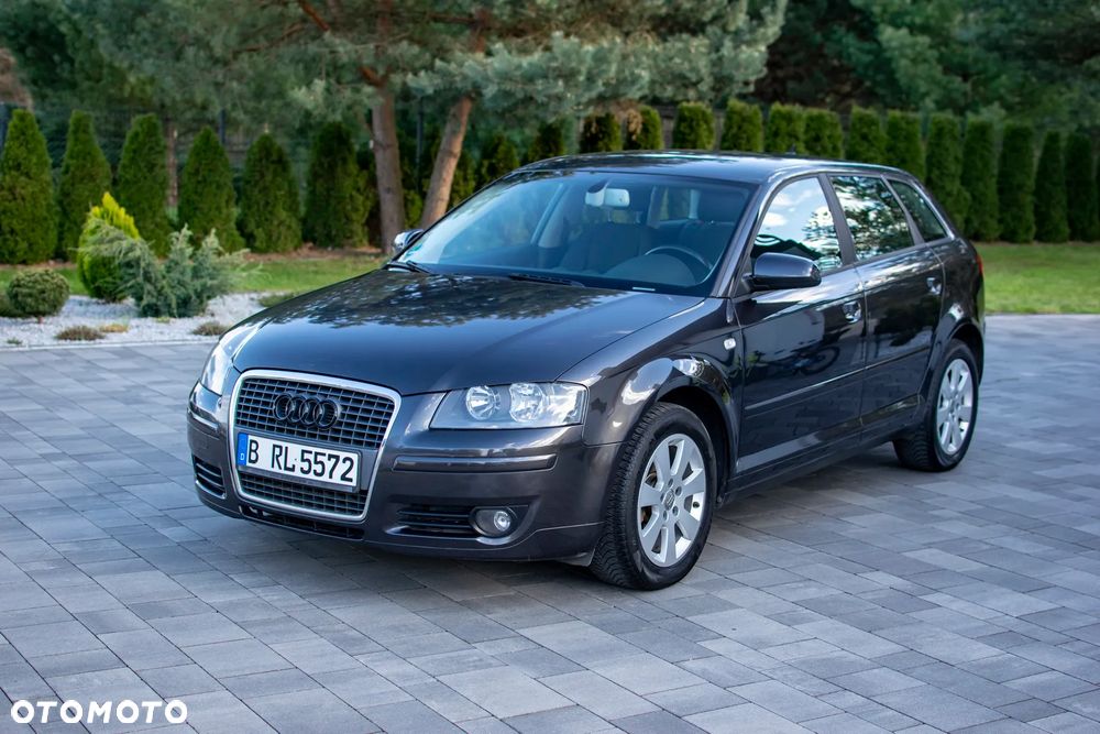 Audi A3 Sportback - 2