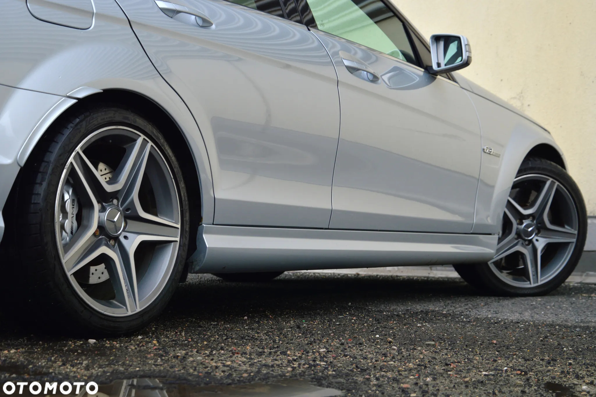 Mercedes-Benz Klasa C 63 AMG - 11