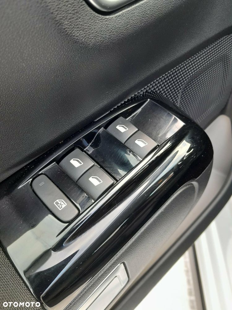 Citroën C3 Pure Tech 110 S&S EAT6 SAINT JAMES - 13