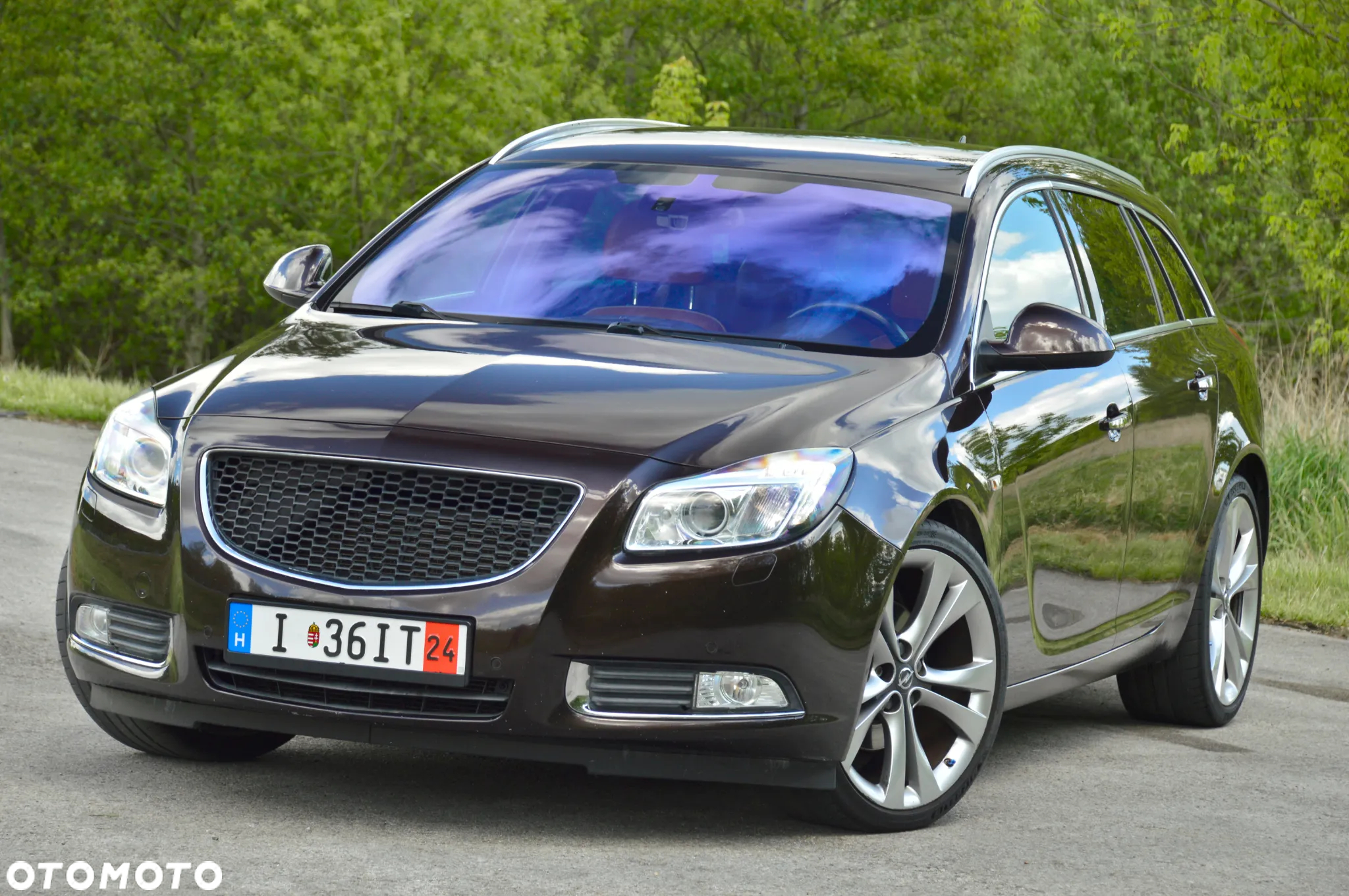 Opel Insignia 2.0 Turbo Sports Tourer Automatik Design Edition - 2