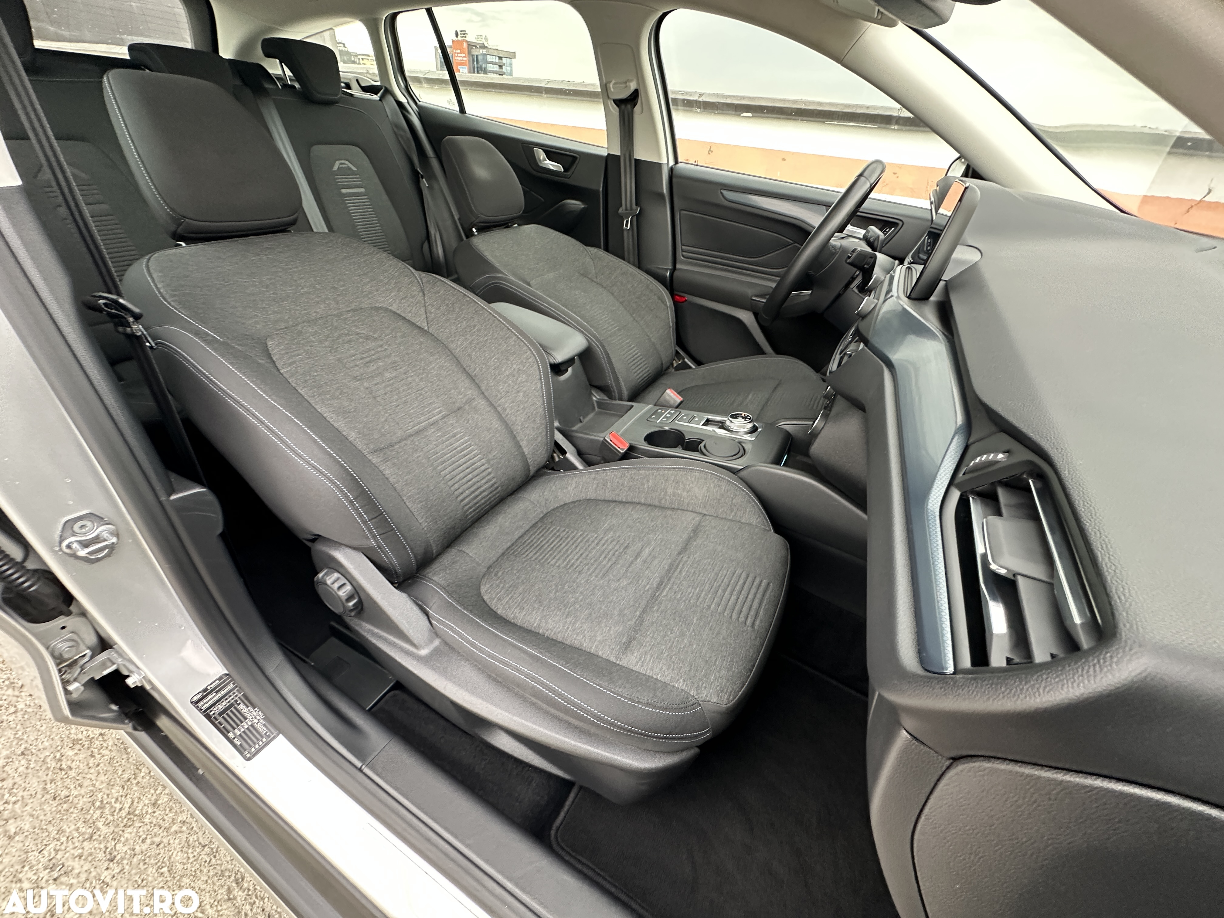 Ford Focus 2.0 EcoBlue Active Business - 12