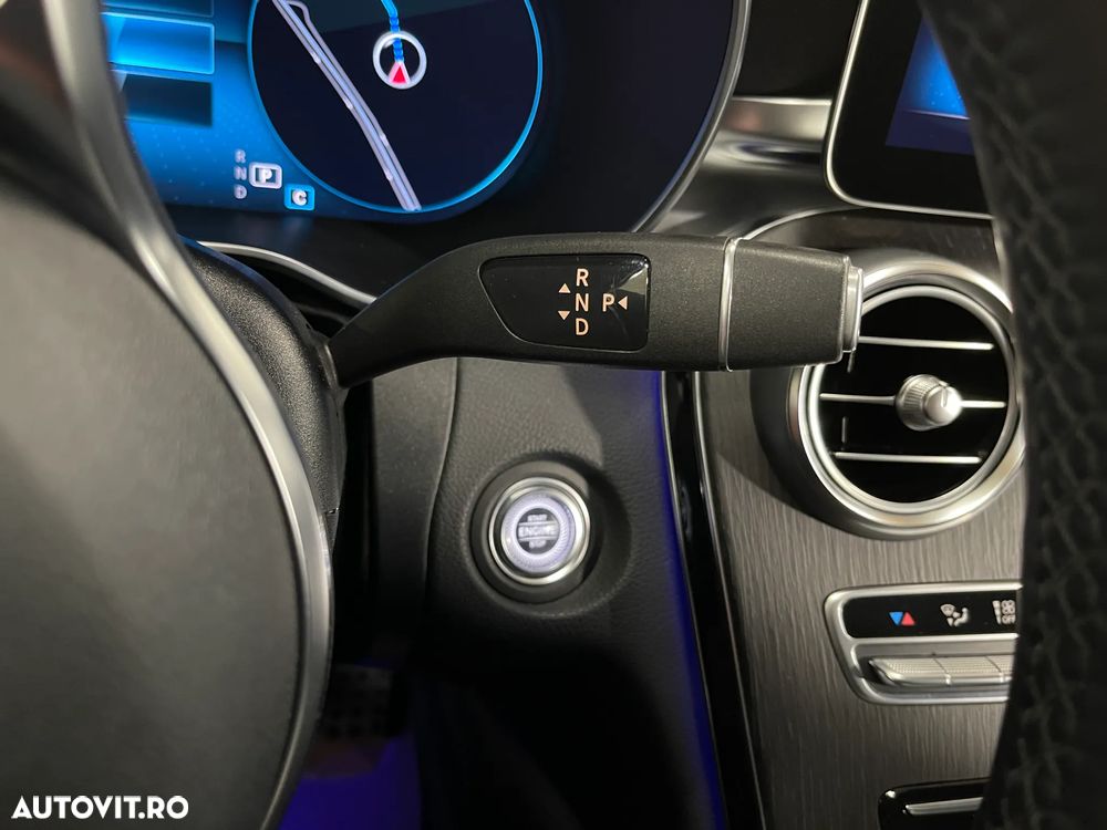Mercedes-Benz C 300 d T 4Matic 9G-TRONIC AMG Line - 29