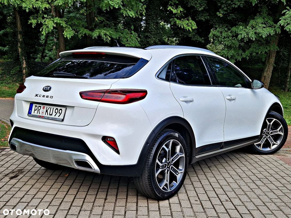Kia XCeed - 9