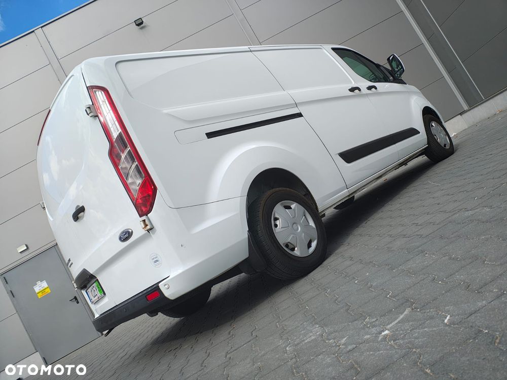 Ford TRANSIT CUSTOM - 18