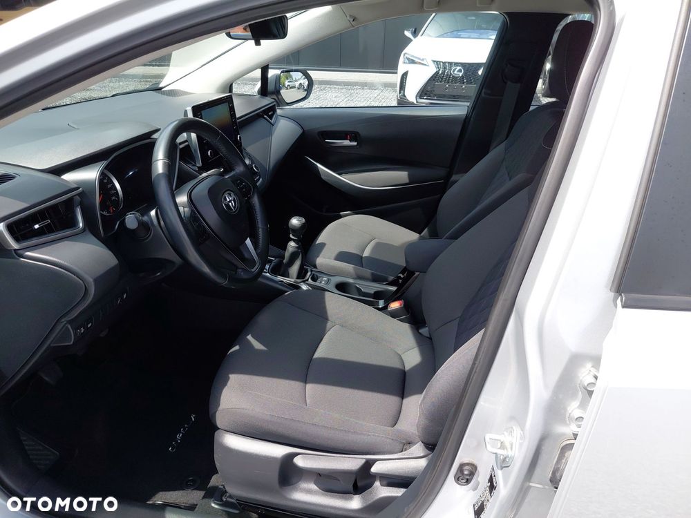 Toyota Corolla - 15
