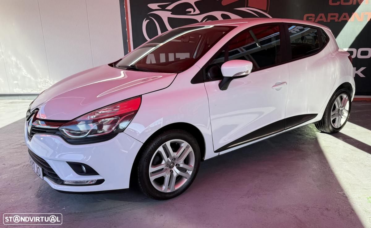 Renault Clio - 1