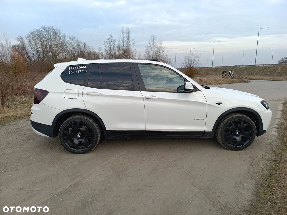 BMW X3 xDrive28i xLine - 3