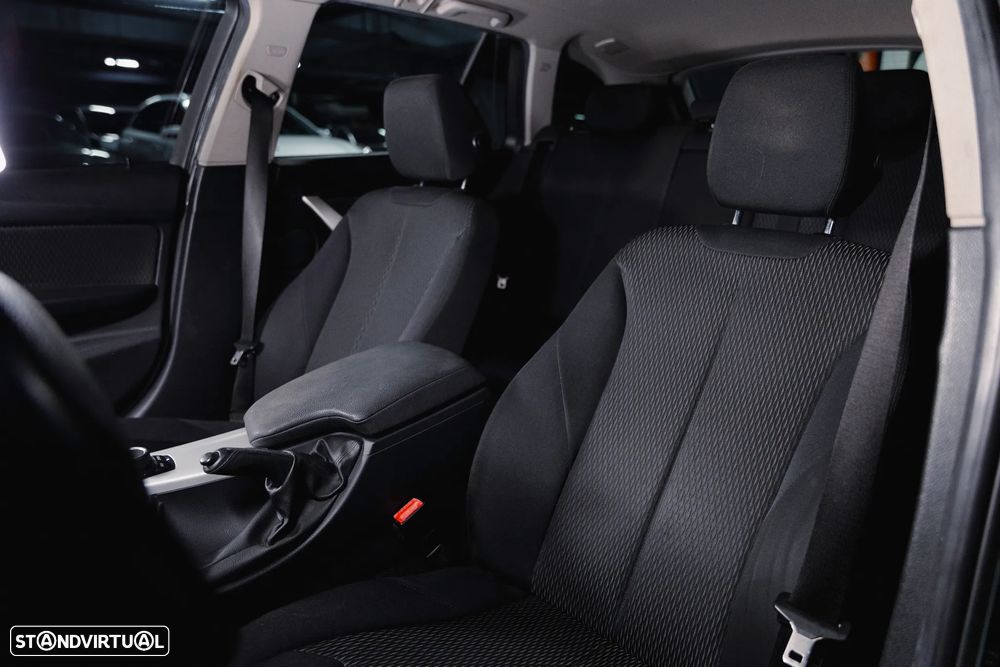 BMW 320 d Auto Exclusive - 6