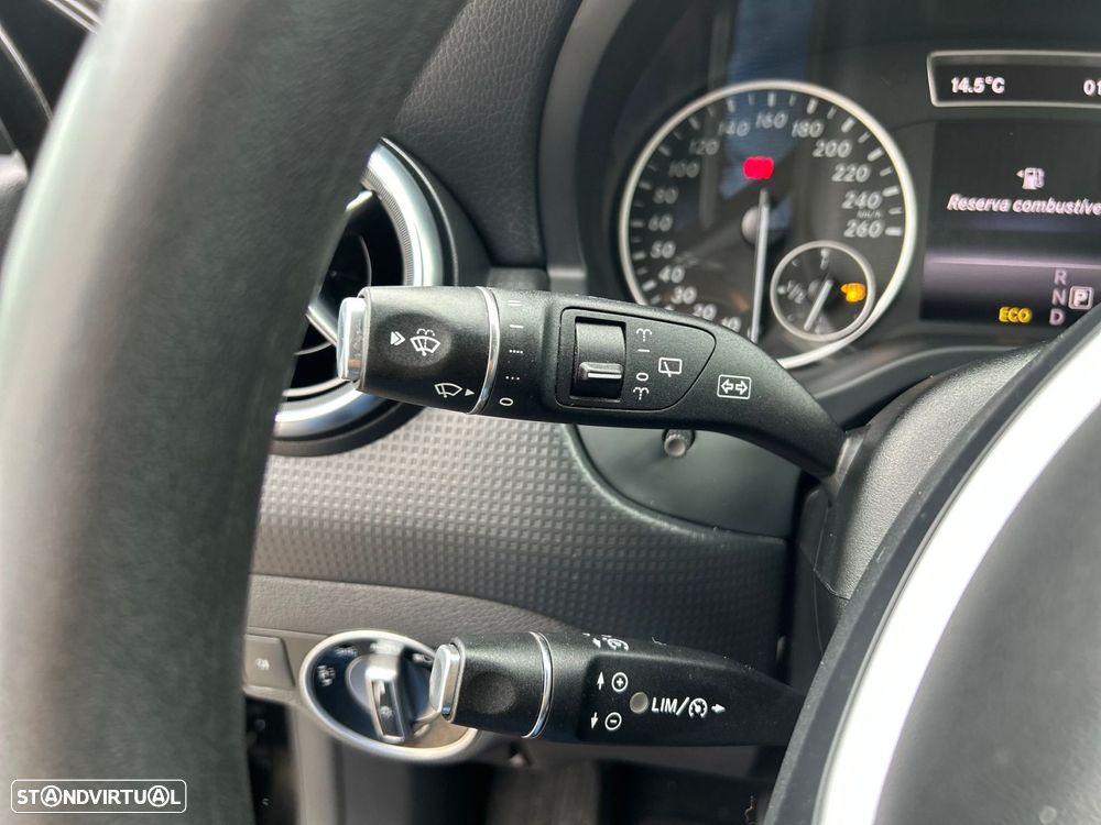 Mercedes-Benz A 180 - 16