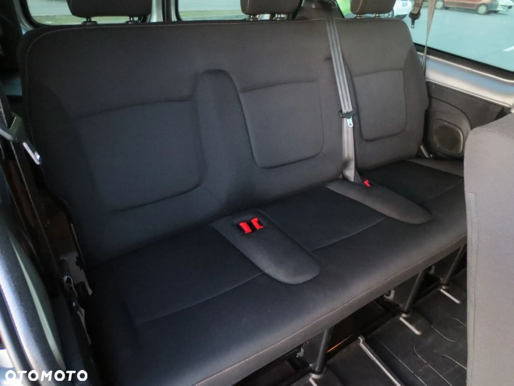 Renault Trafic - 19