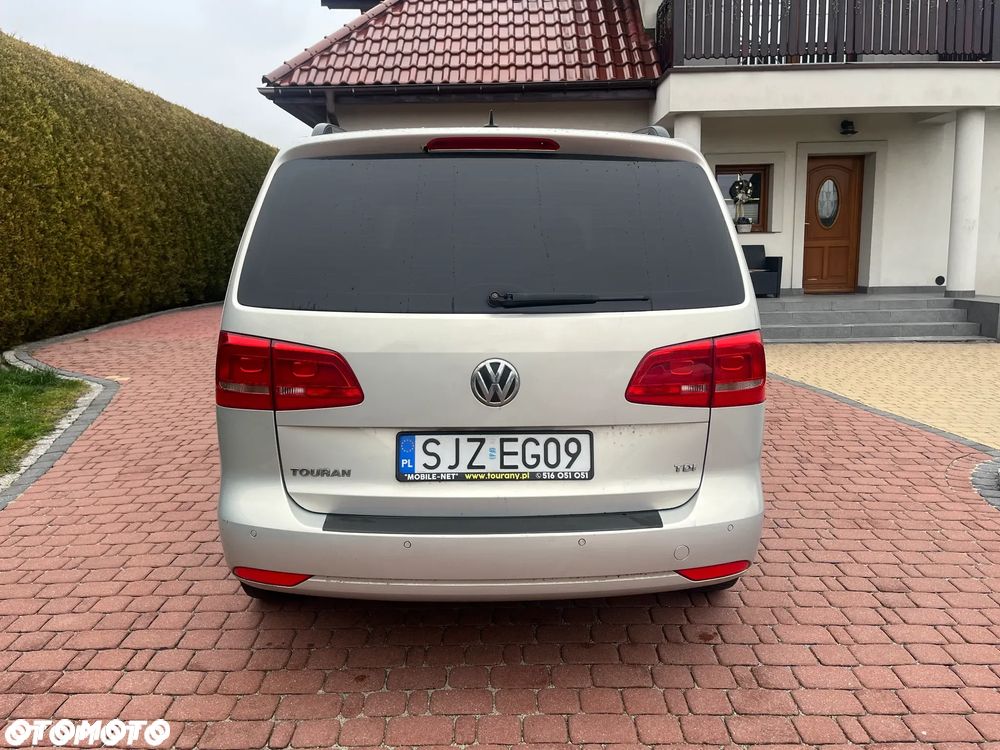 Volkswagen Touran 1.6 TDI DPF BlueMotion Technology STYLE - 6