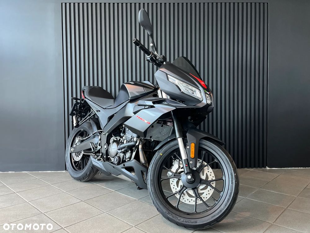 Aprilia Tuono - 6