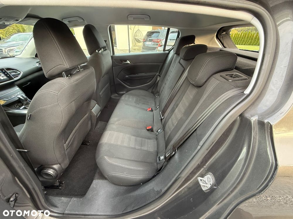 Peugeot 308 1.6 BlueHDi Allure S&S EAT6 - 5