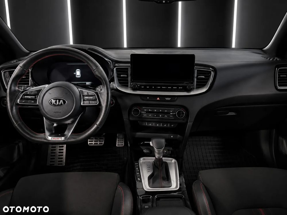Kia ProCeed 1.6 T-GDI GT DCT - 7