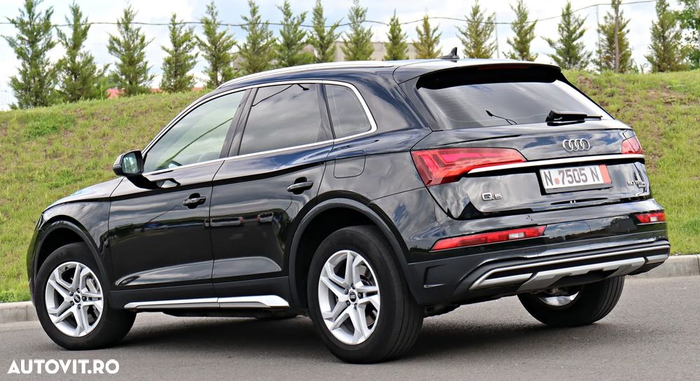 Audi Q5 50 TFSI e quattro S tronic design - 10