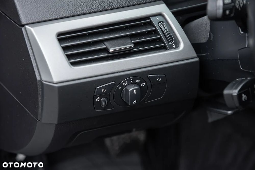 BMW Seria 5 525i - 20