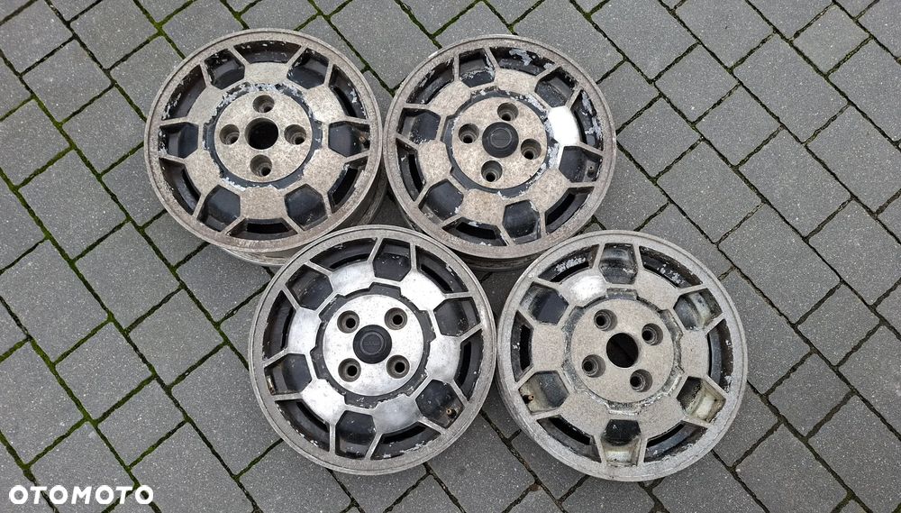 Felgi Aluminiowe 15 SAAB 99 EMS 4x114.3 ET 45 Soccerball - 1