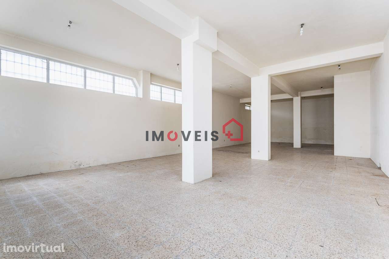 Loja - Ourém - Grande imagem: 2/18