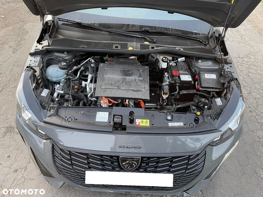Peugeot 208 Elektromotor 136 Allure - 39