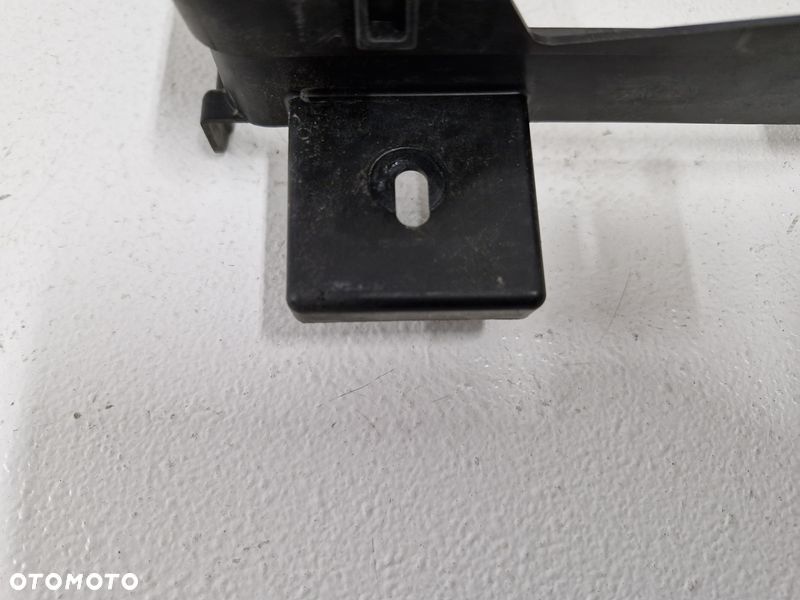 PEUGEOT 3008 II 2 WLOT OSŁONA KIEROWNICA POWIETRZA INTRCOOLERA 9810617180 - 4