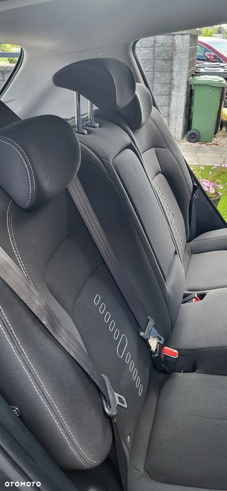 Kia Sportage 2.0 S - 9