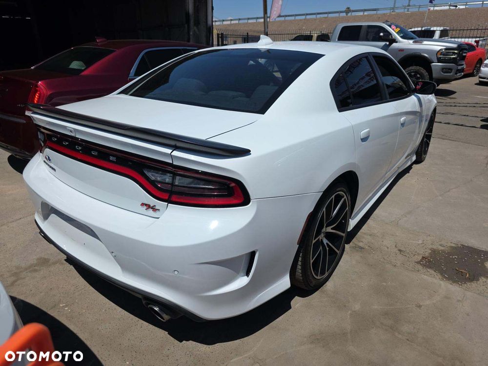 Dodge Charger 6.4 Scat Pack - 3