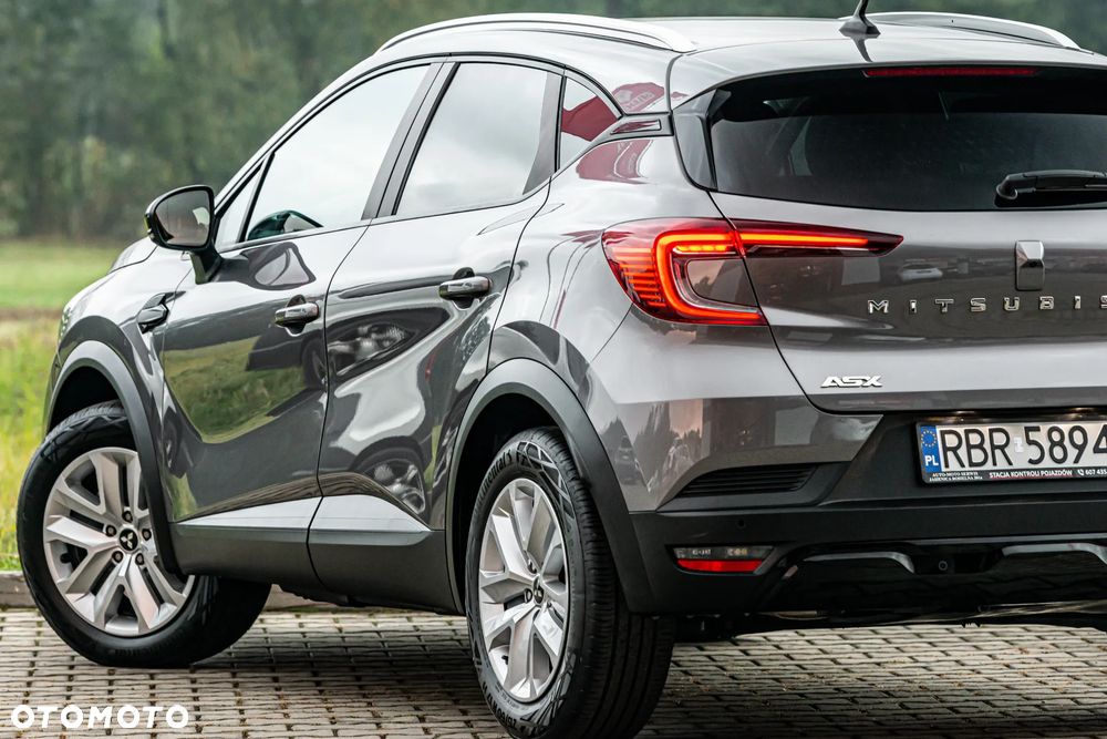 Mitsubishi ASX - 15