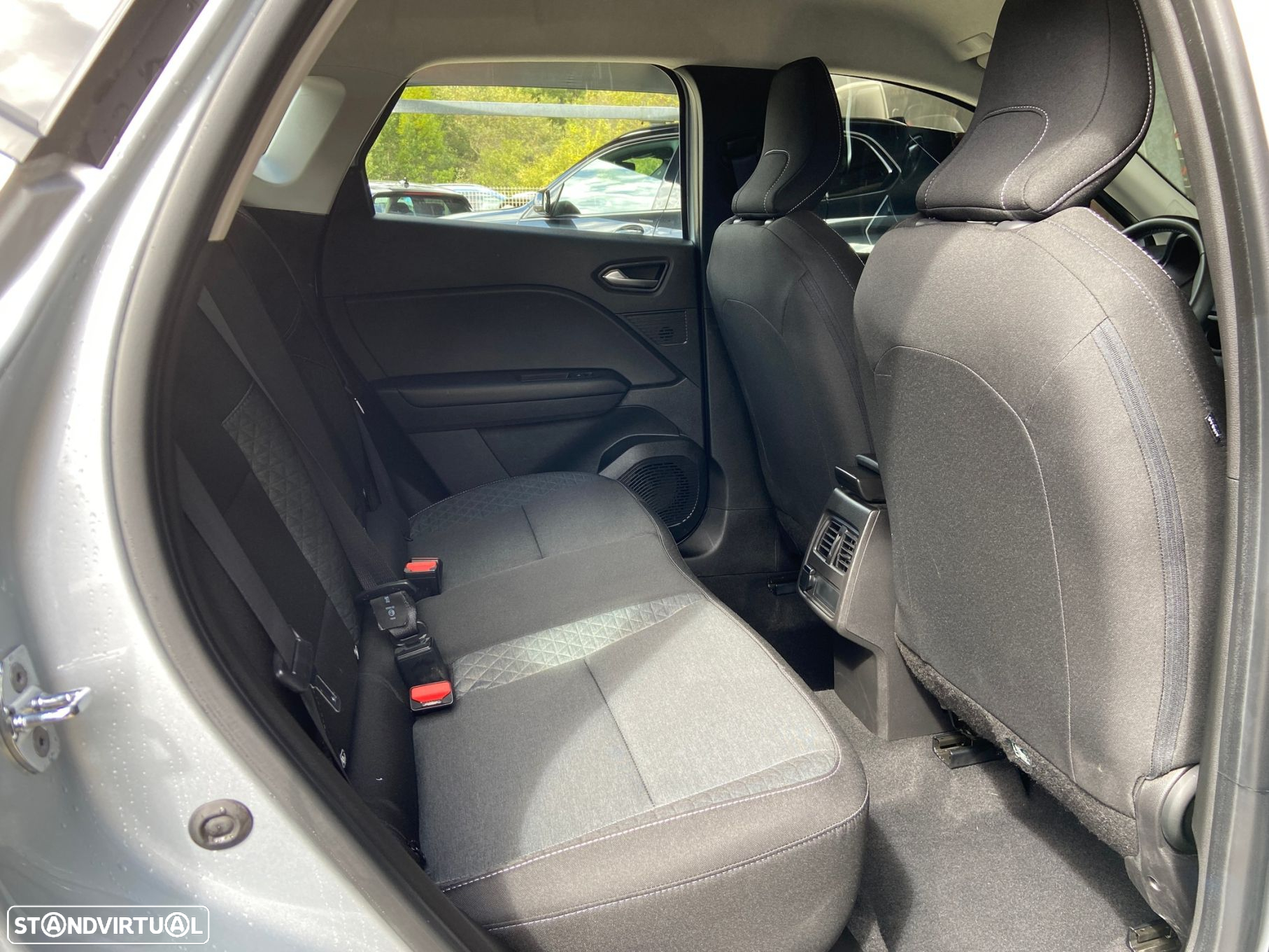 Renault Captur 1.0 TCe Intens - 40