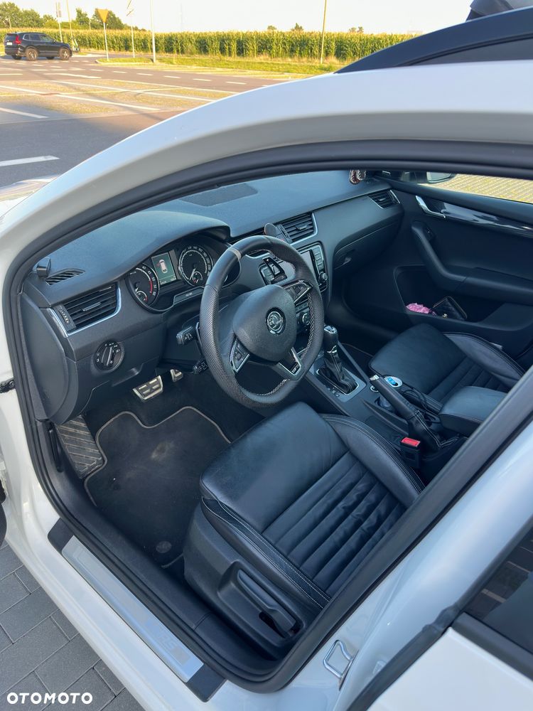 Skoda Octavia 2.0 TDI RS DSG - 12