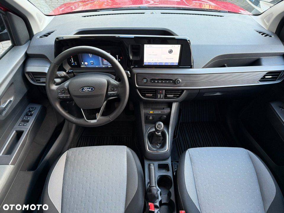 Ford Tourneo Courier - 12