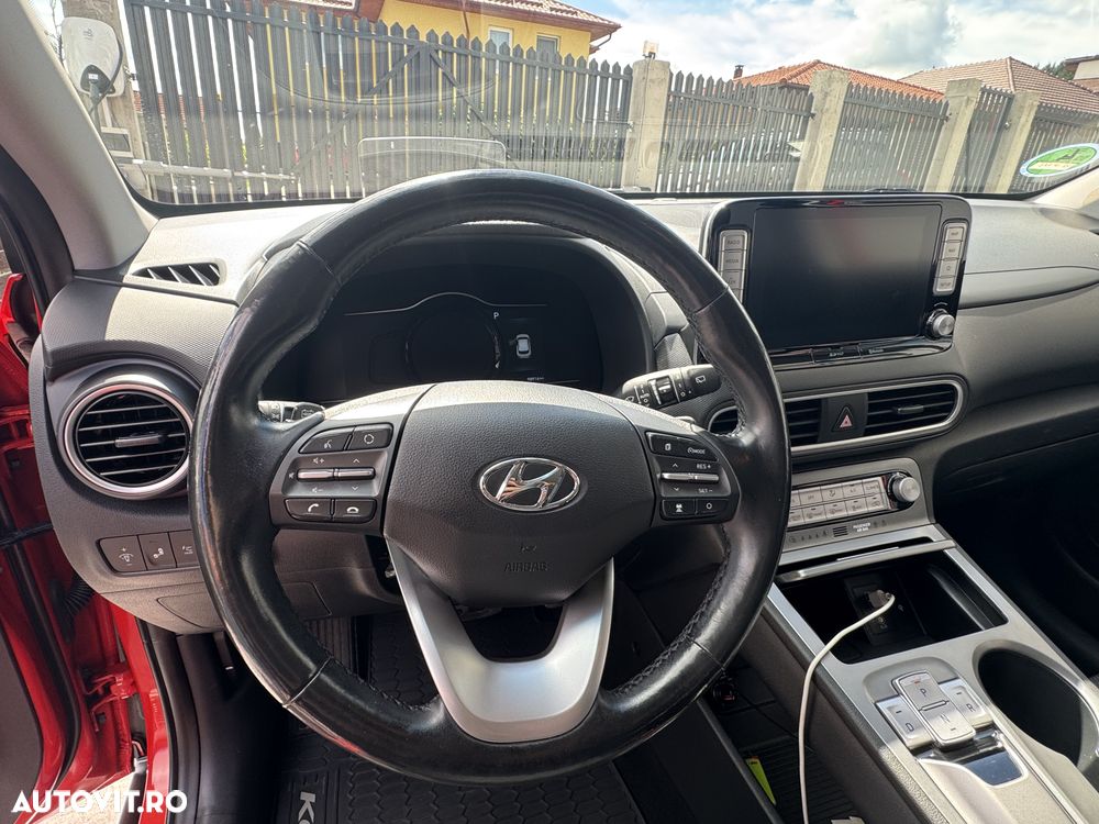 Hyundai KONA 204CP Luxury+ - 10