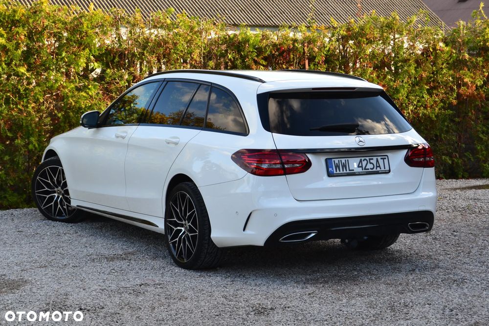 Mercedes-Benz Klasa C 180 9G-TRONIC AMG Line - 20