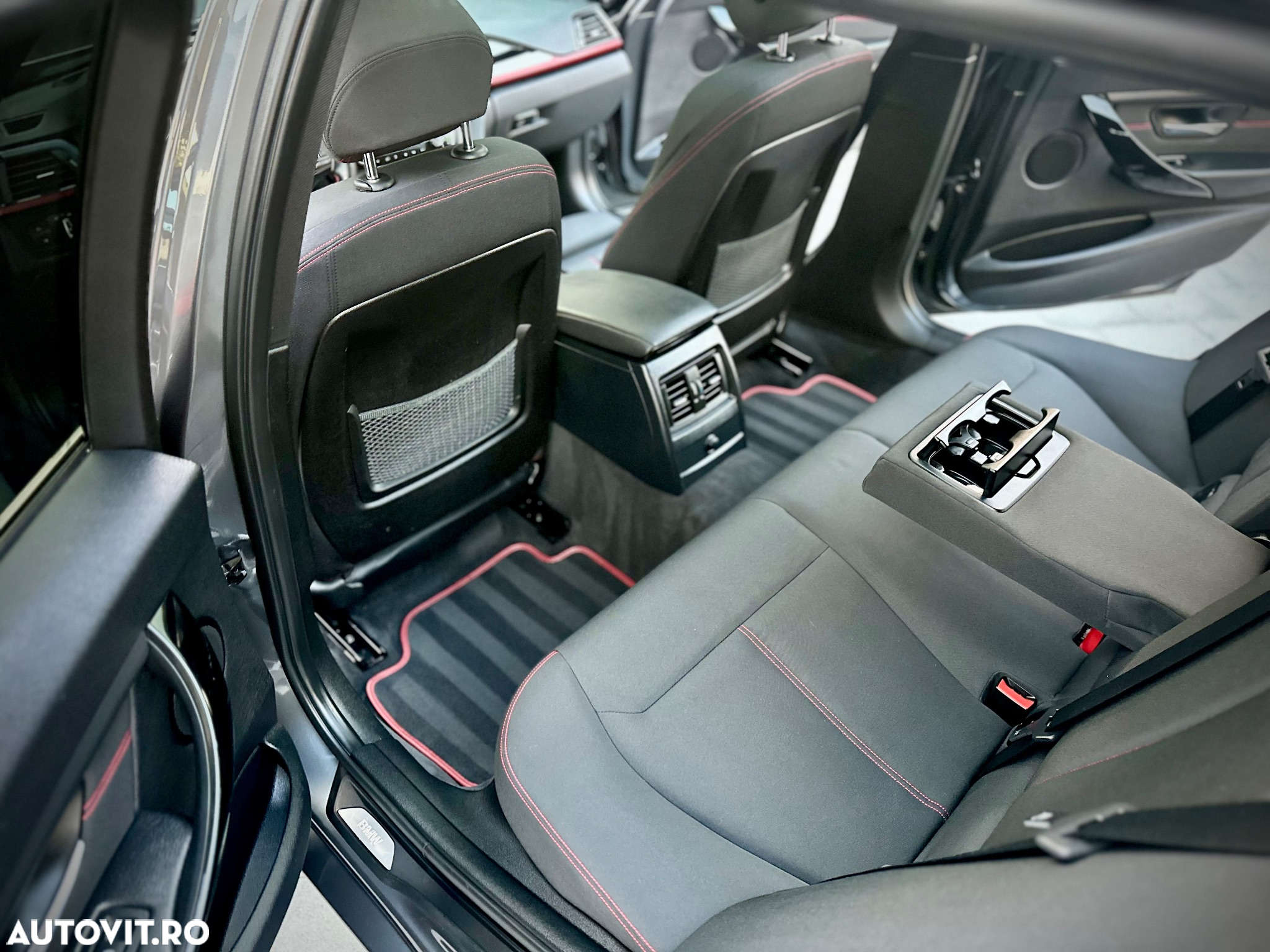 BMW Seria 3 320d Sport Line - 22