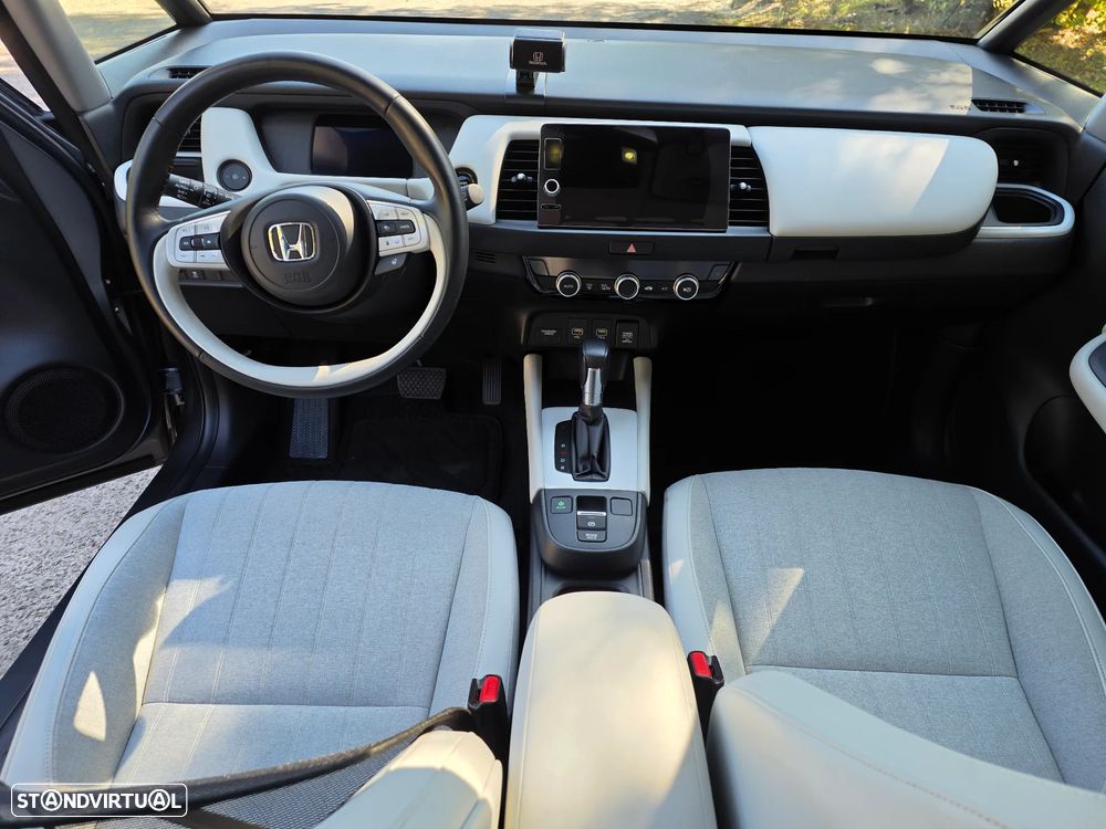 Honda Jazz 1.5 i-MMD Executive - 12