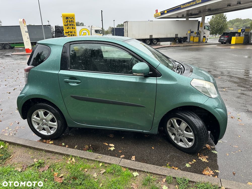 Toyota Iq 2009 photo 5