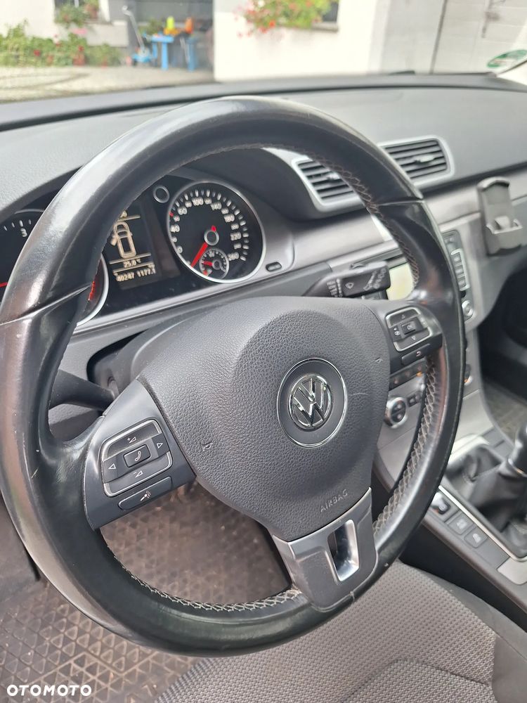 Volkswagen Passat Variant 2.0 Blue TDI DPF Comfortline - 7