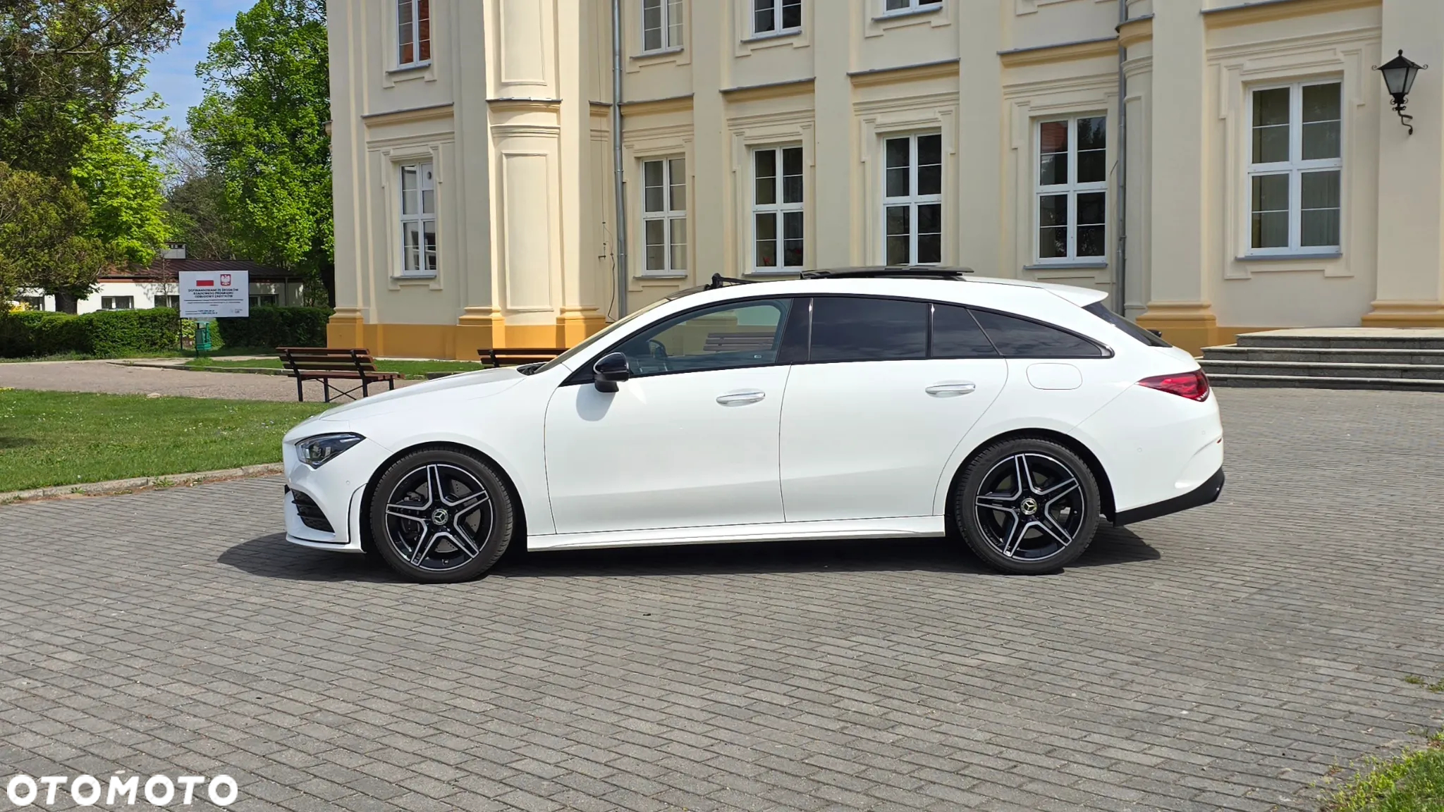 Mercedes-Benz CLA 250 4-Matic Progressive 7G-DCT - 11