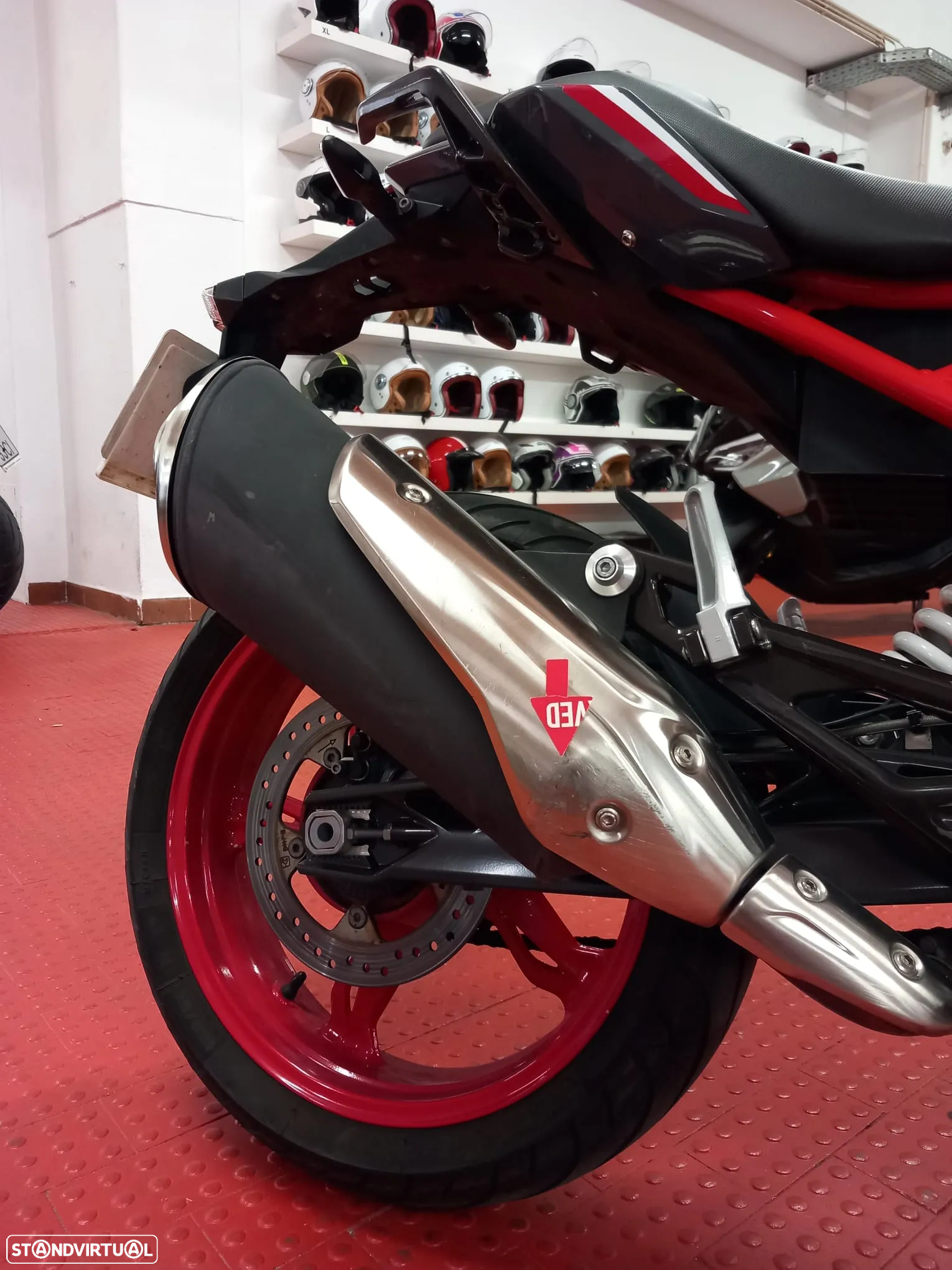 BMW G 310 R 2022 - 10