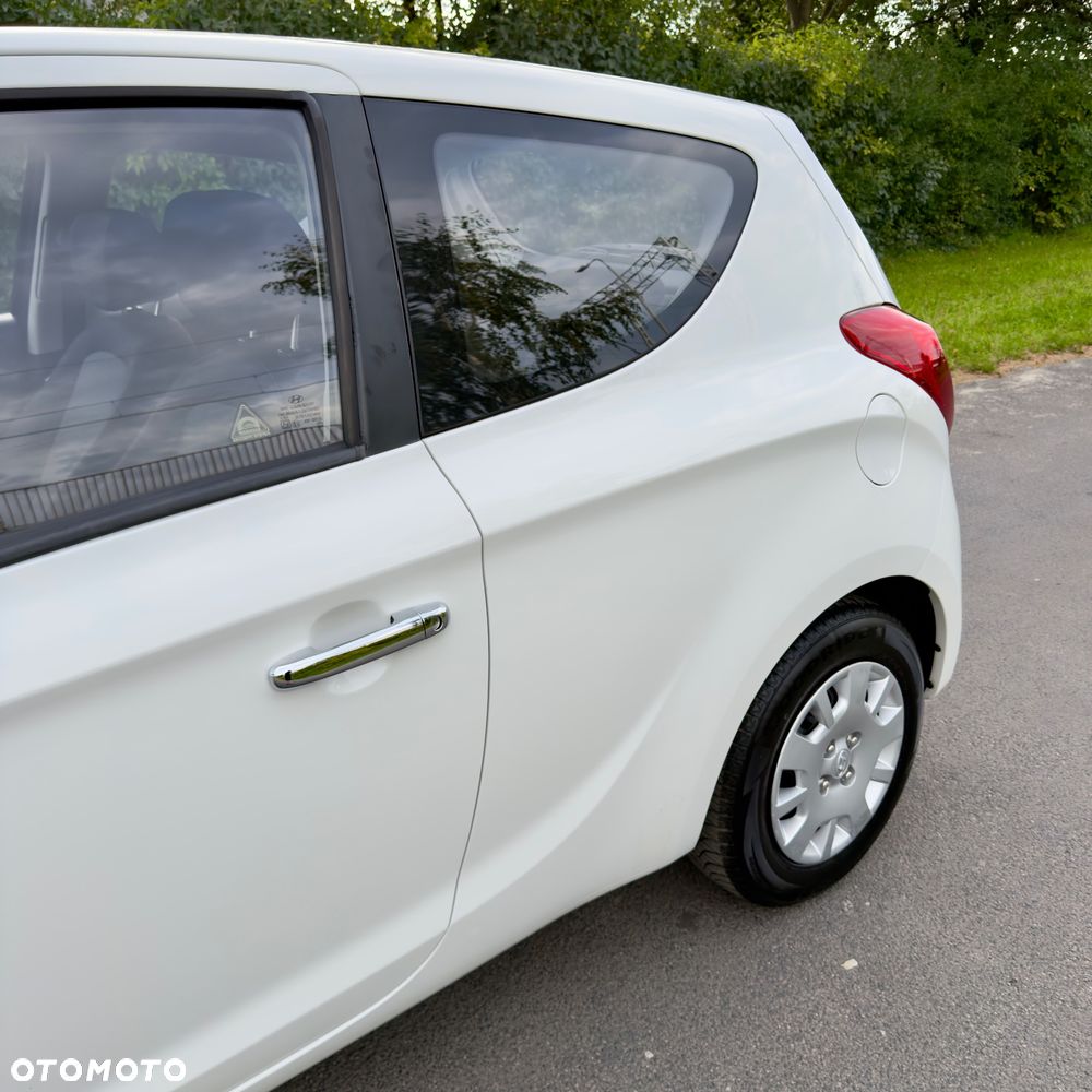 Hyundai i20 1.2 Edition Plus - 29