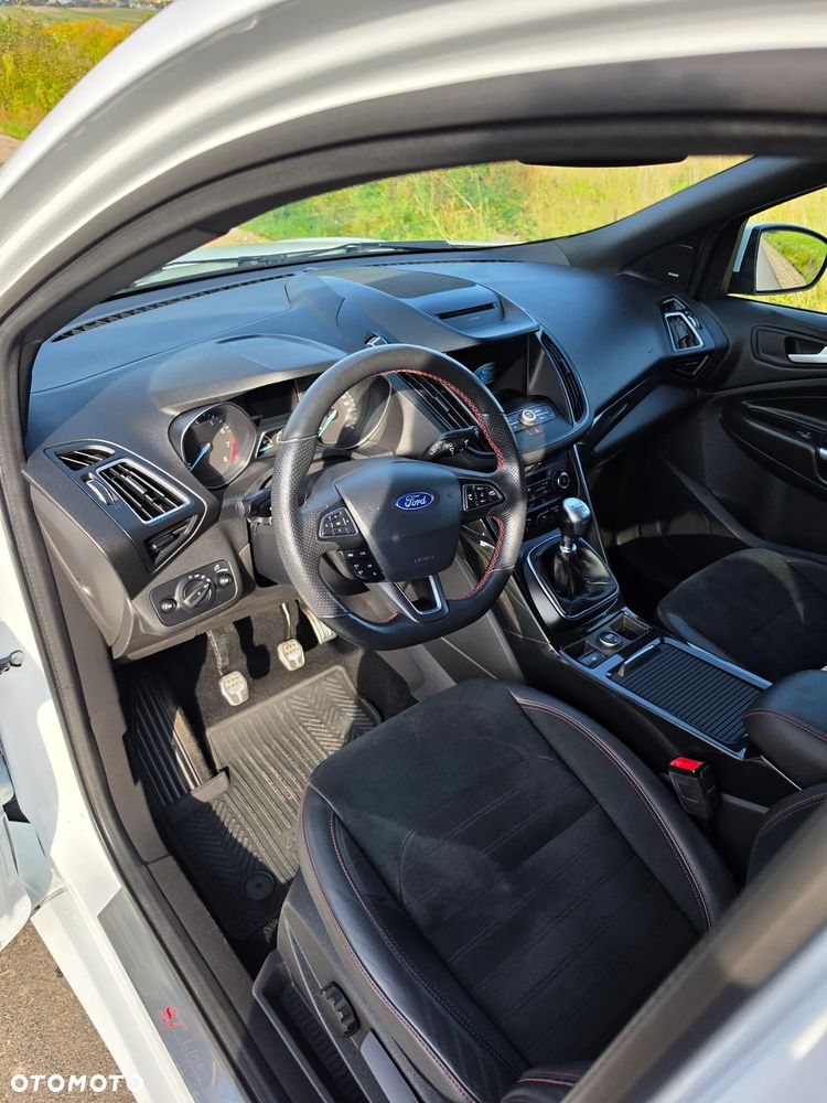 Ford Kuga - 8