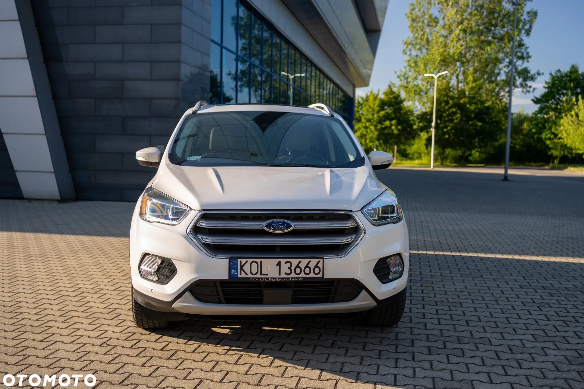 Ford Escape 2.0 EcoBoost AWD Titanium - 2