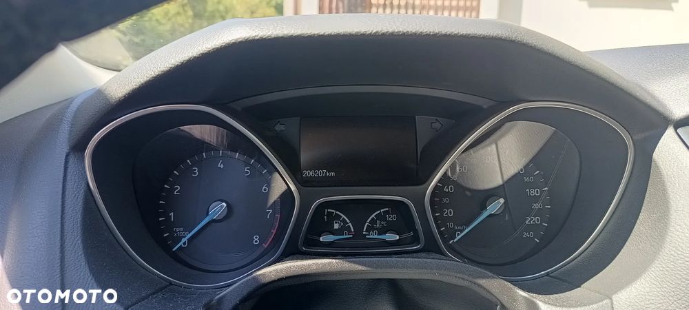 Ford Focus 1.0 EcoBoost Trend - 5