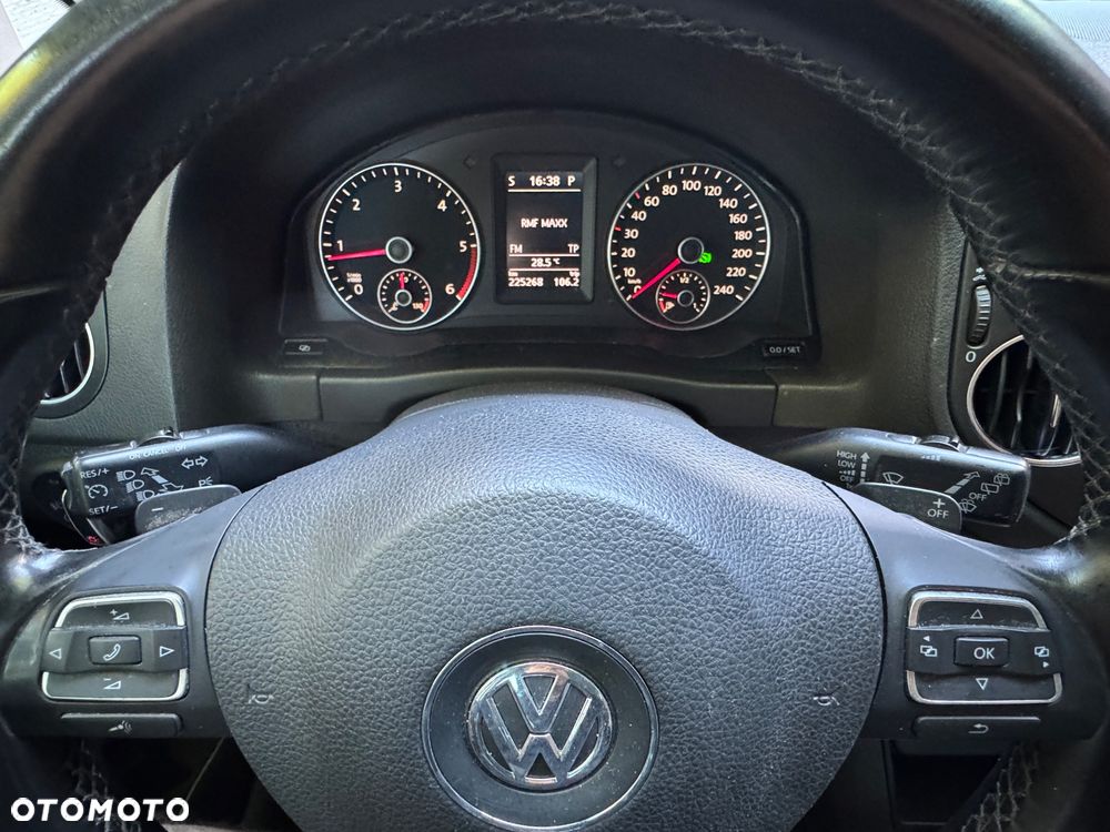 Volkswagen Golf Plus 1.6 TDI DPF DSG Highline - 36