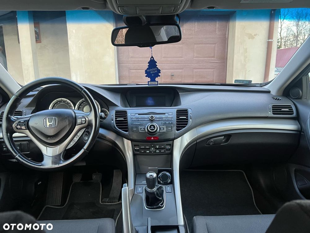 Honda Accord 2.0 Executive - 16