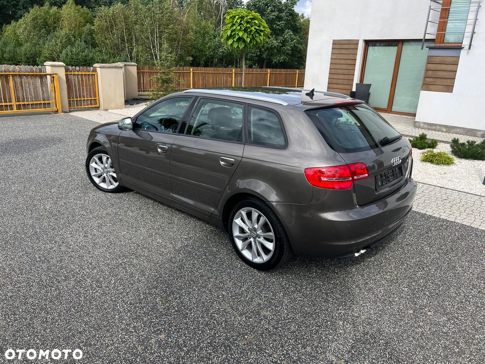 Audi A3 Sportback 2.0 TDI DPF quattro Ambition - 19