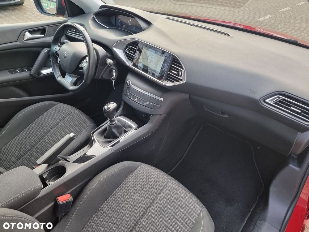 Peugeot 308 1.2 PureTech GPF Active Pack Business S&S - 17